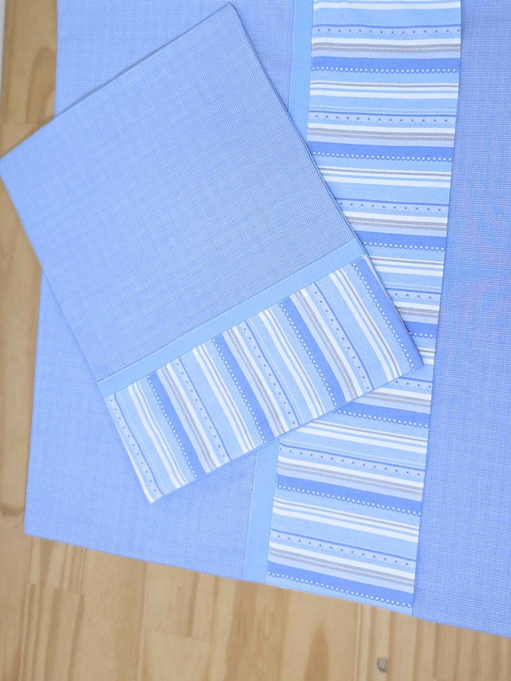 Leçol de Berço Azul