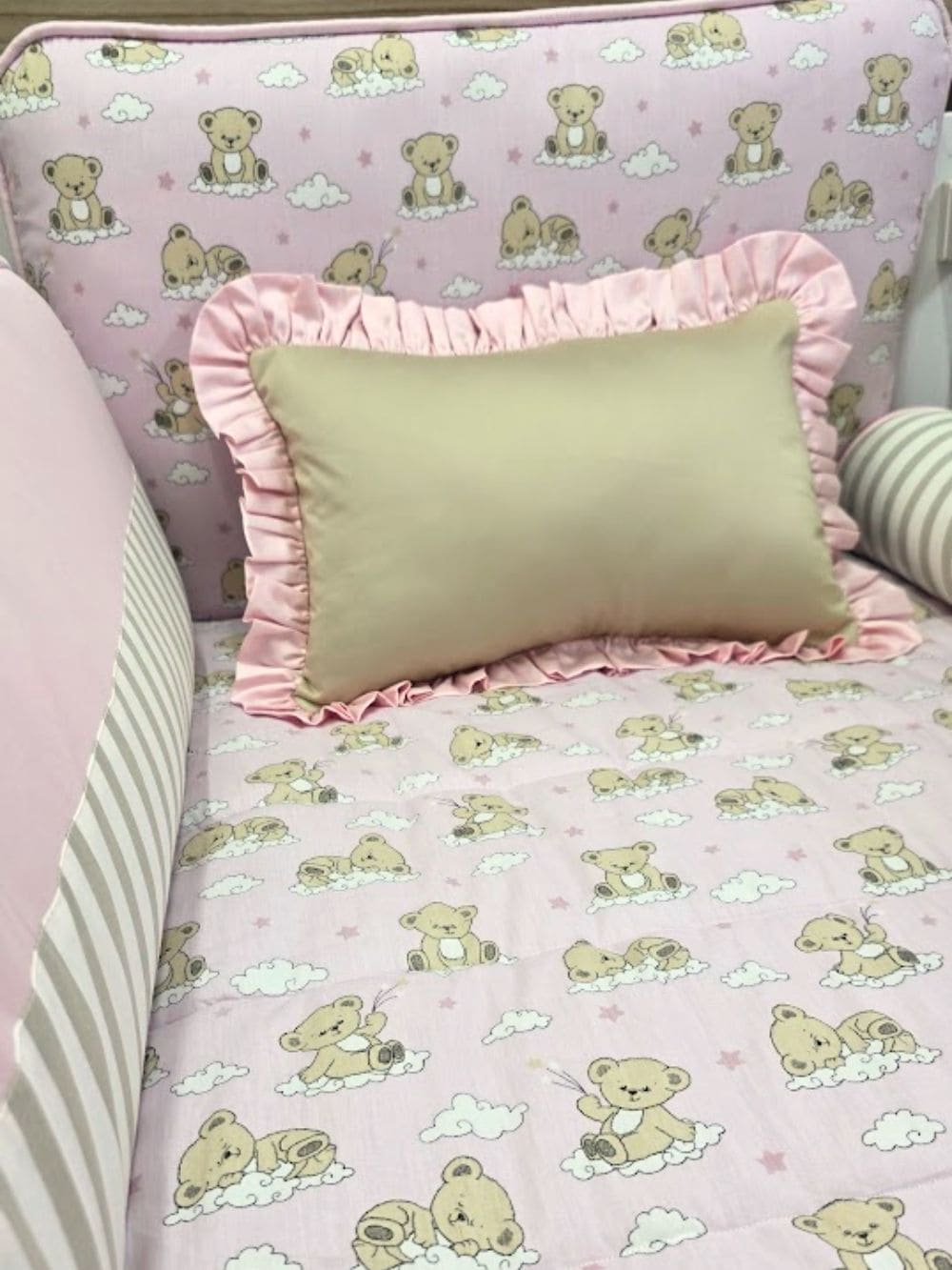 Kit Berço Ursinha nas Nuvens